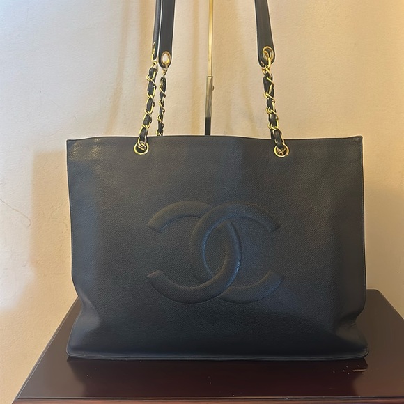 CHANEL Handbags - VGUC Chanel  black  shoppers tote